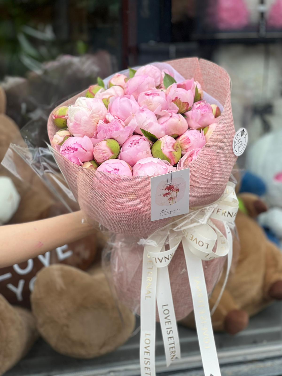 Luxurious bouquet of pink peonies