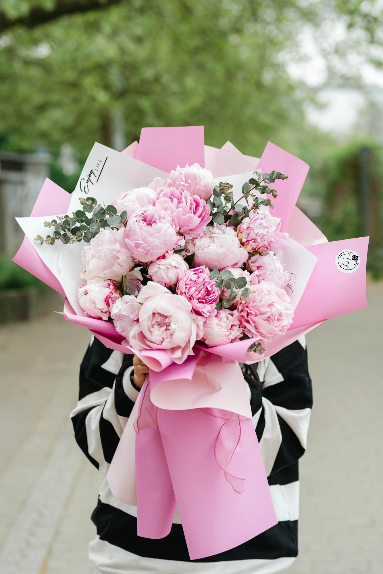 Bouquet of pink peonies sweet elegance