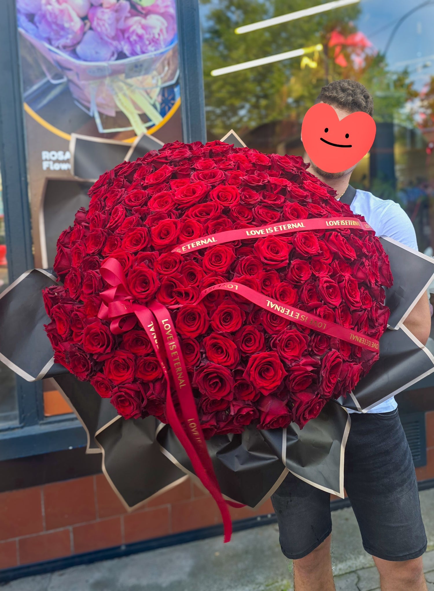 Букет із 201 троянди з Еквадору – Кохання вічне