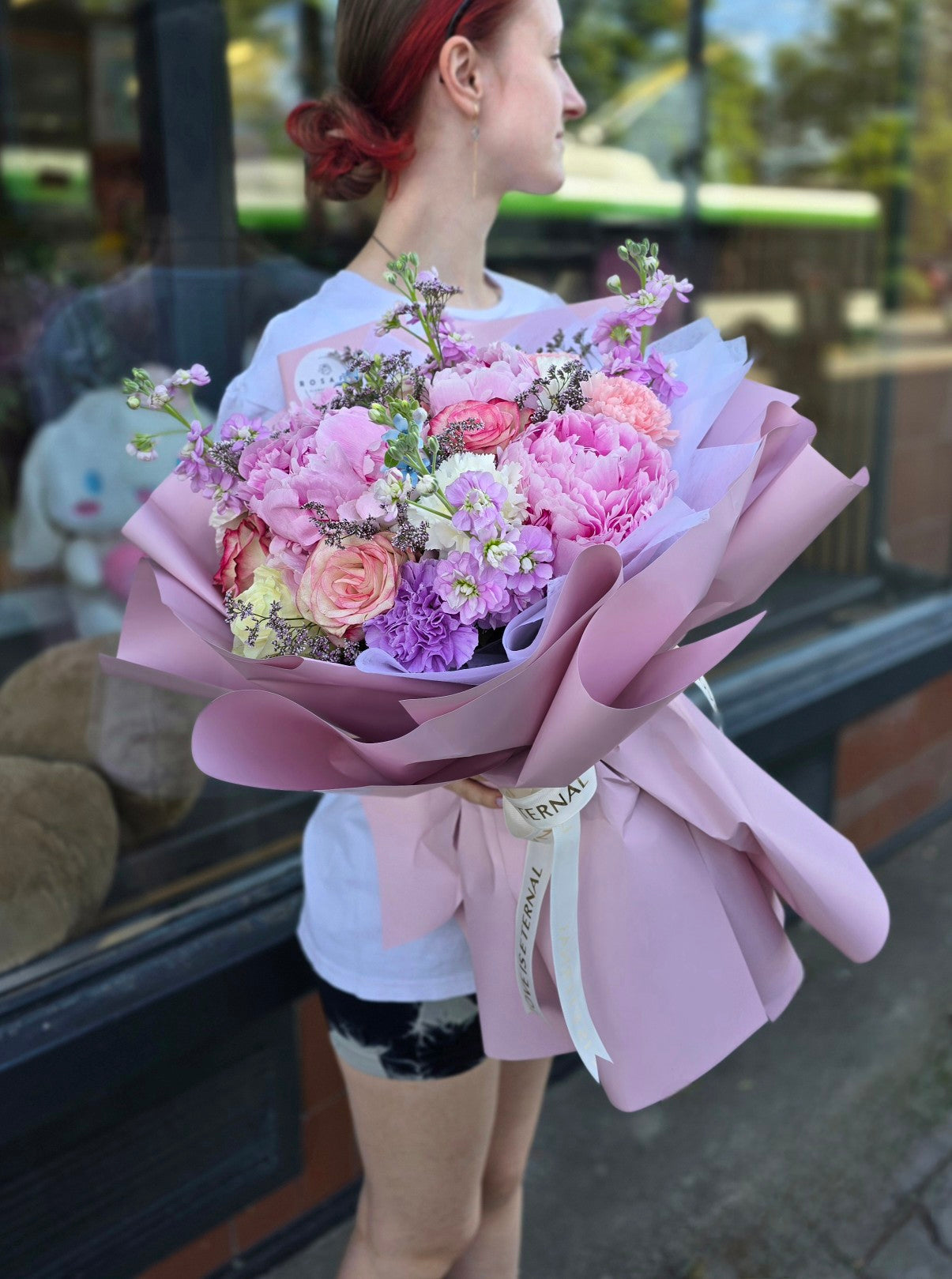 Bouquet of pink peonies and roses - Romantic summer gift