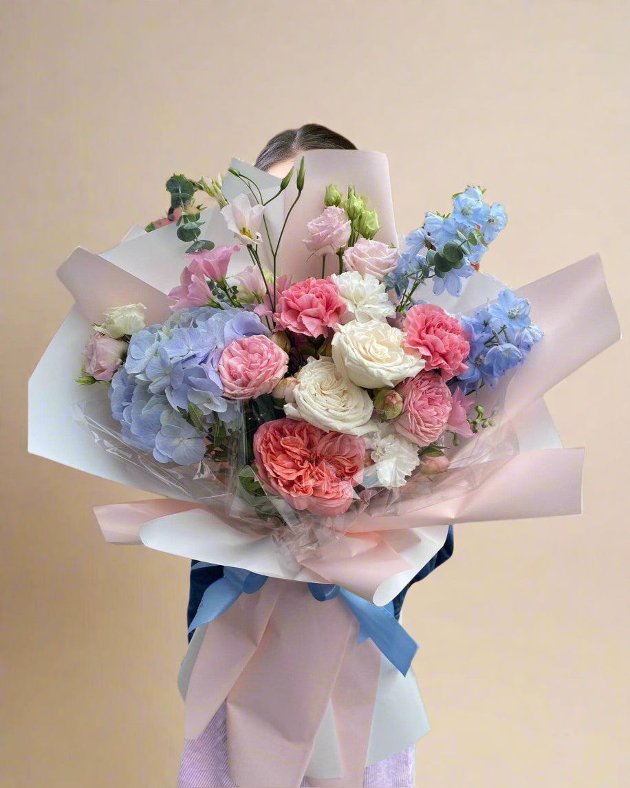 Kytice Míchaná Papirem - Černá Růže