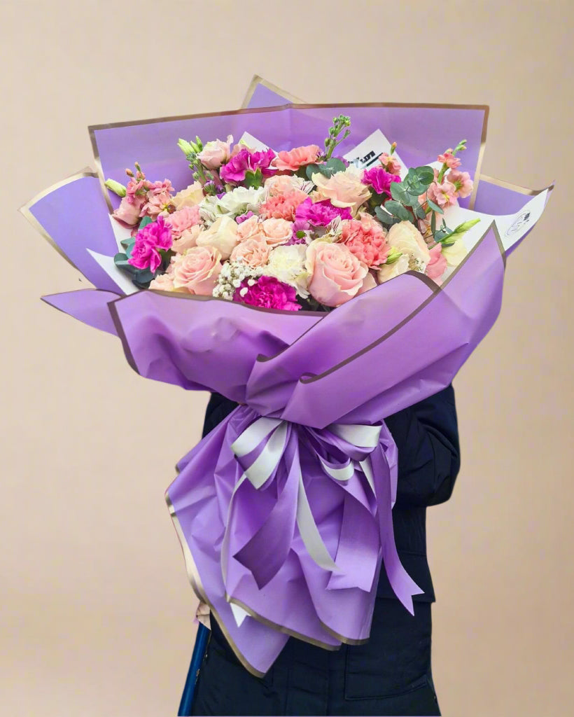 Míchané fialové kytice - Černá Růže