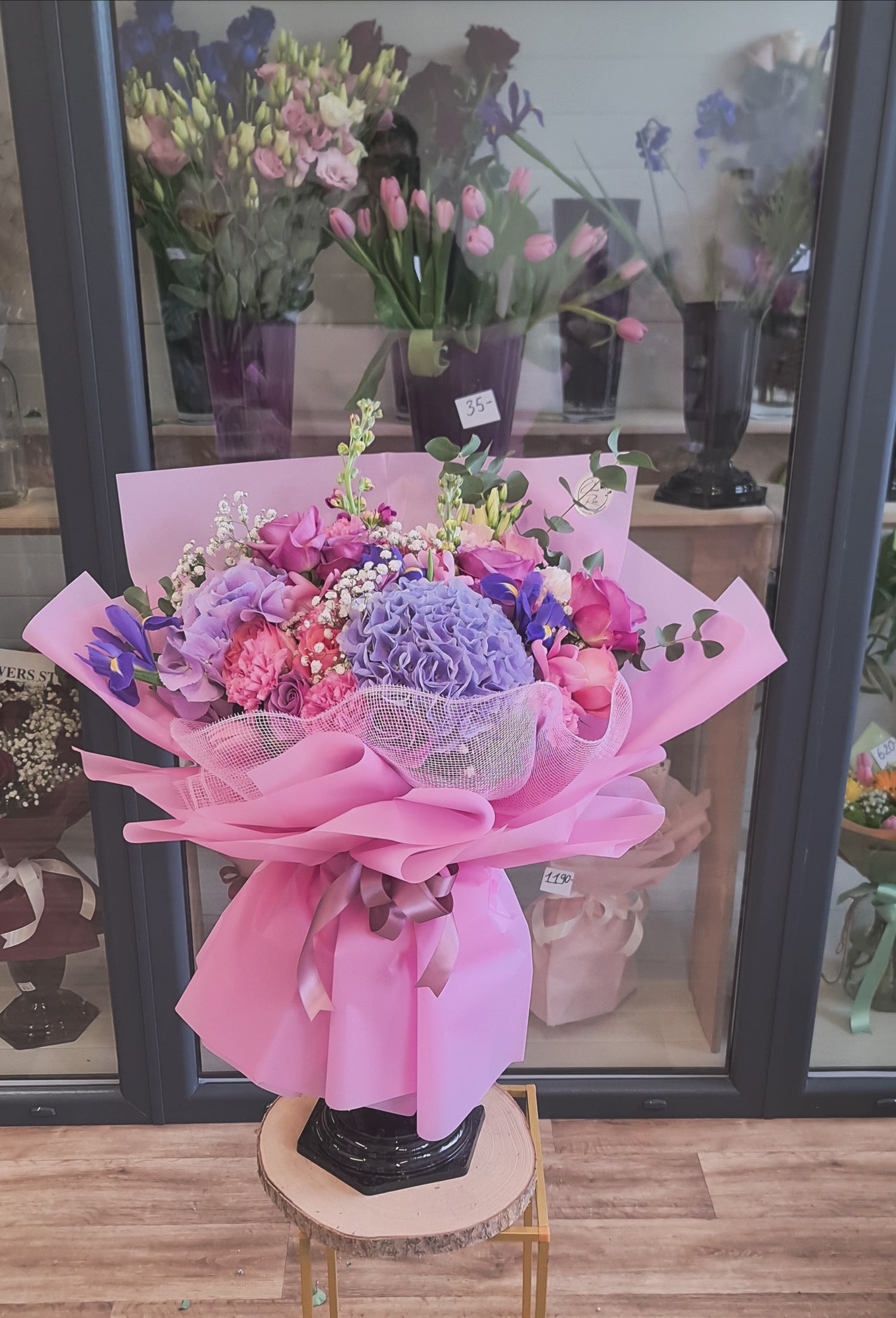 Micha's bouquets with nice paper