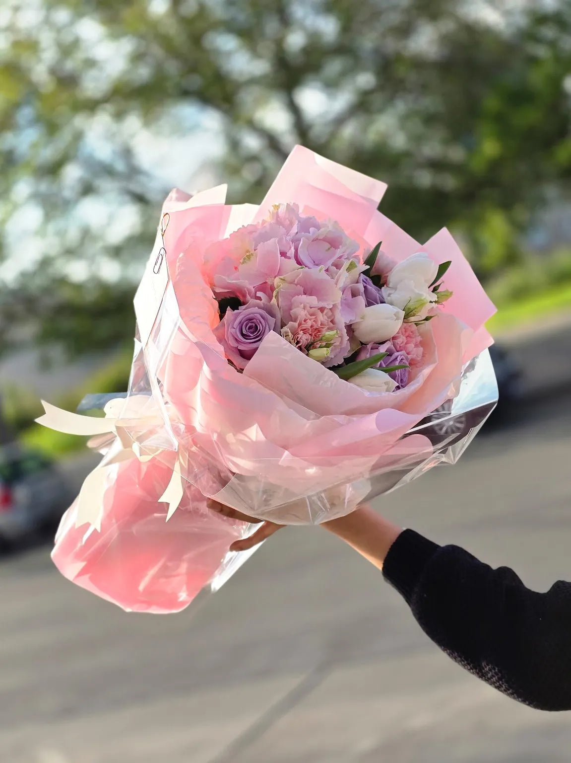 Bouquet "Elegant Lilac Dream" - hydrangeas, roses and tulips