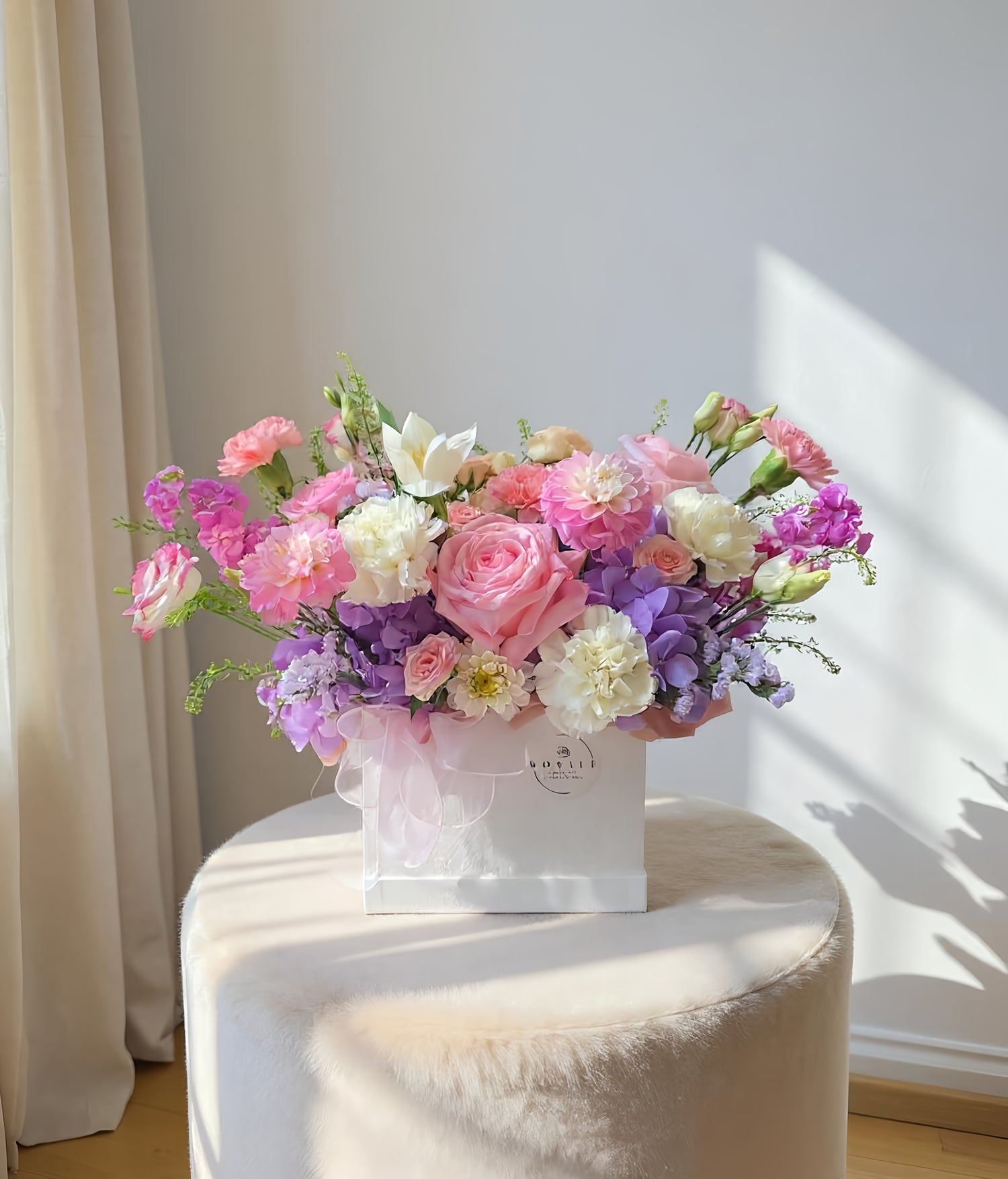 Flower box in pink and purple tones
